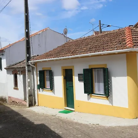 Casa Augusta - The Natural And Retreats Holiday home Casal Aguas de Verao